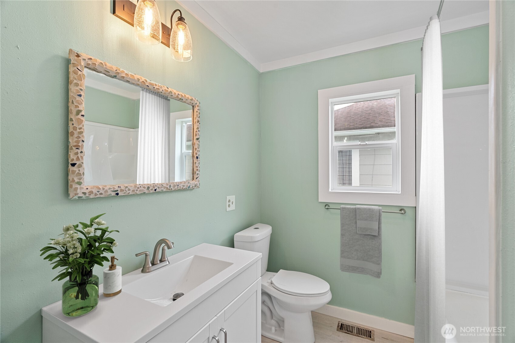 2815 Sumner Avenue Property Photo 17