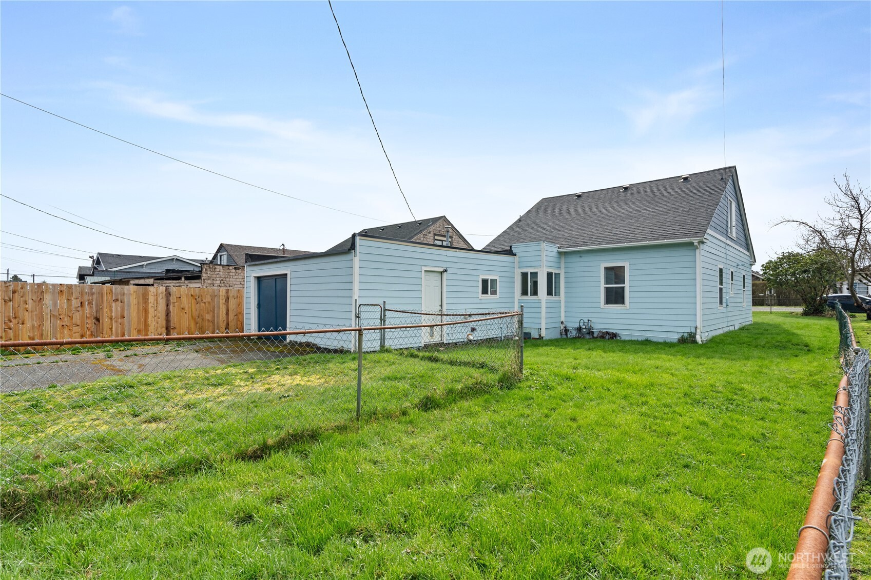 2815 Sumner Avenue Property Photo 32