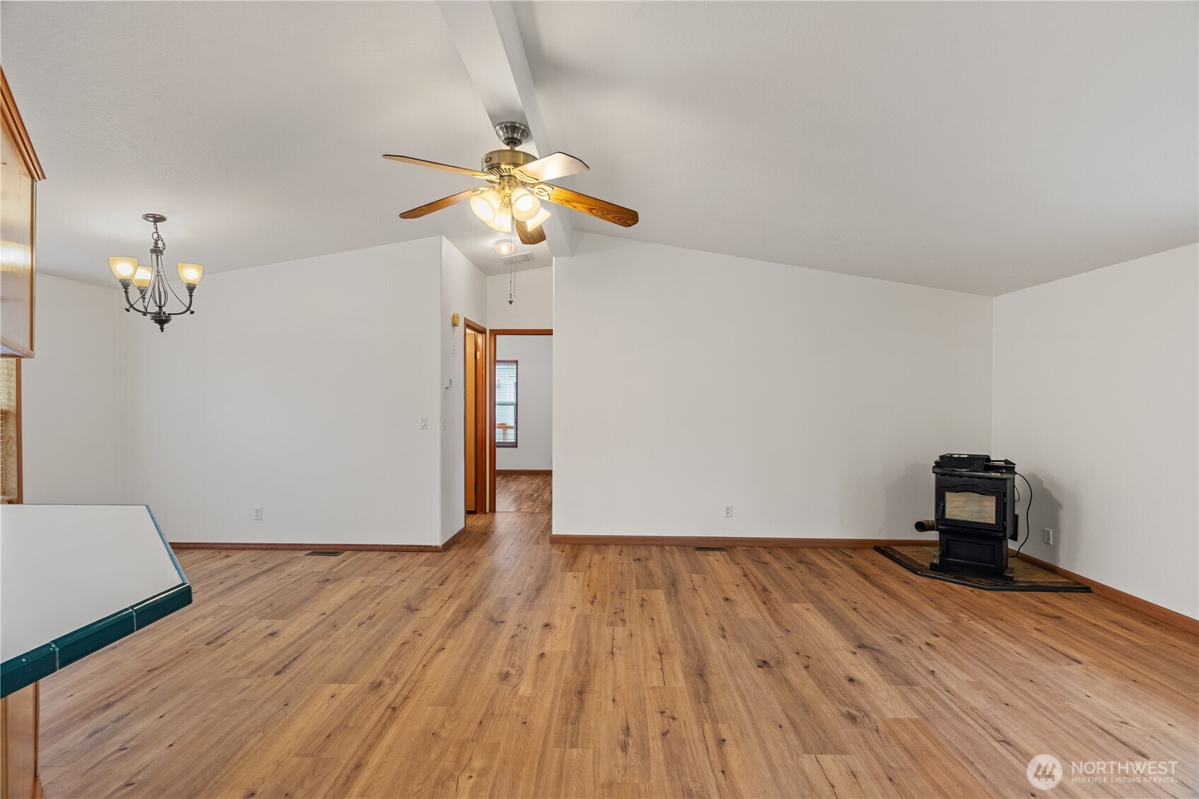 168 Us 101 16 Property Photo 3