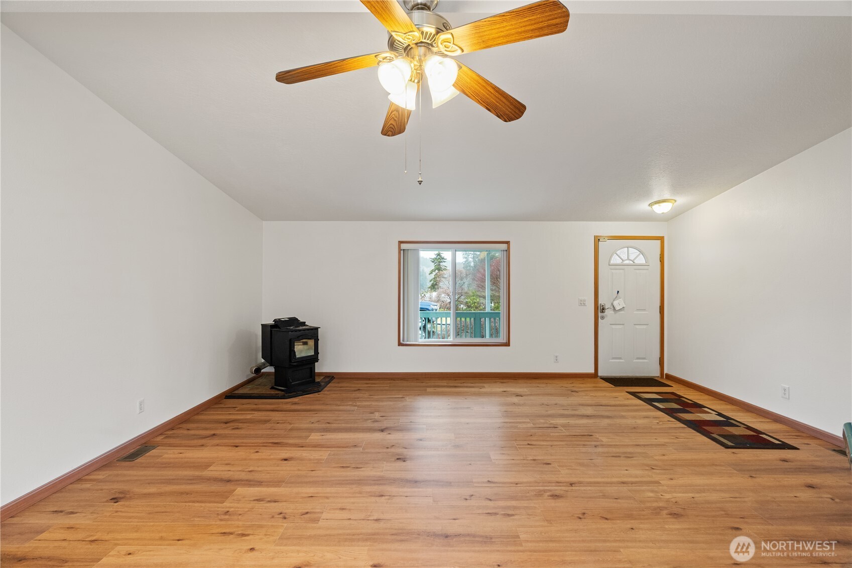 168 Us 101 16 Property Photo 4