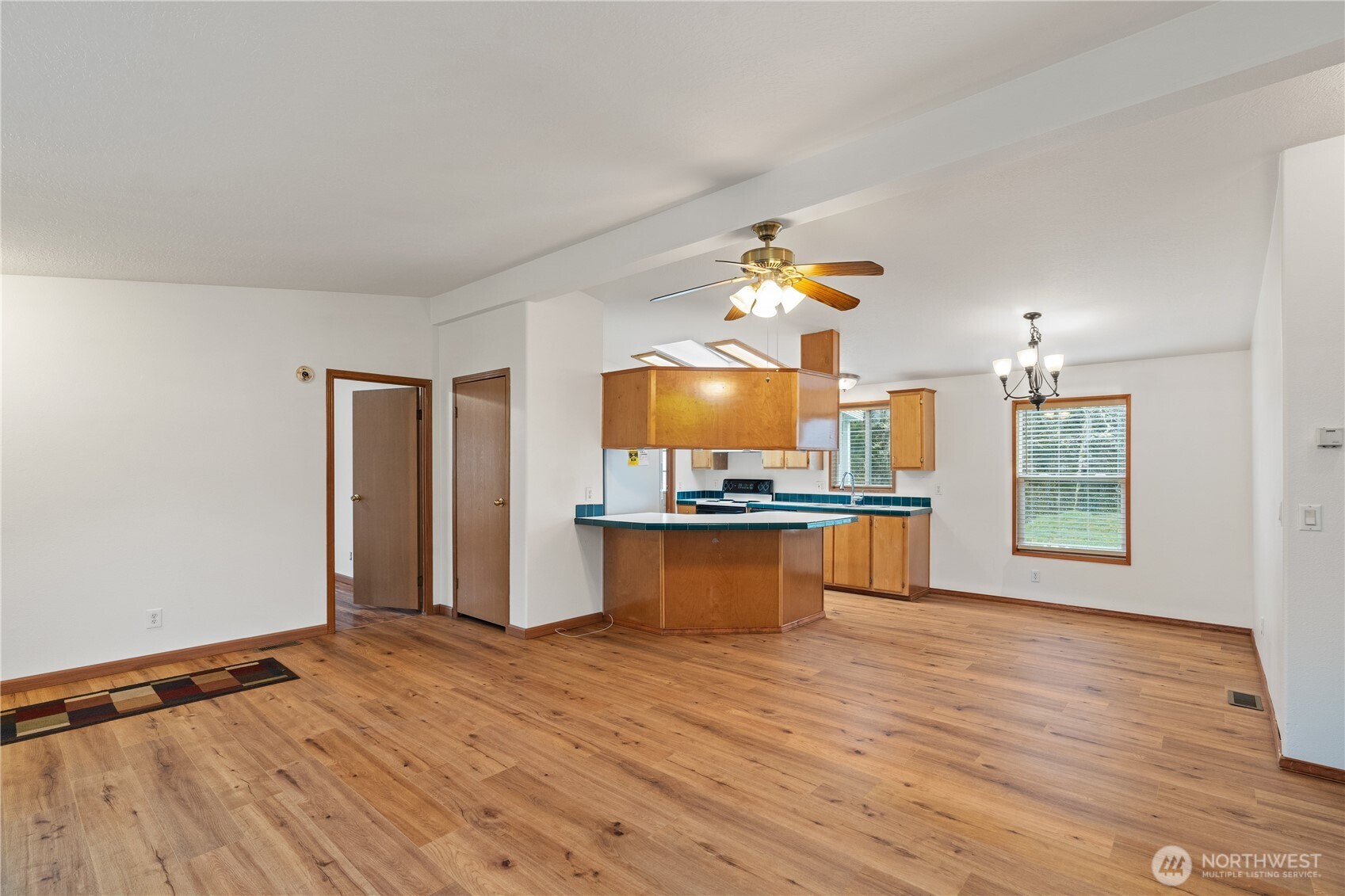 168 Us 101 16 Property Photo 5