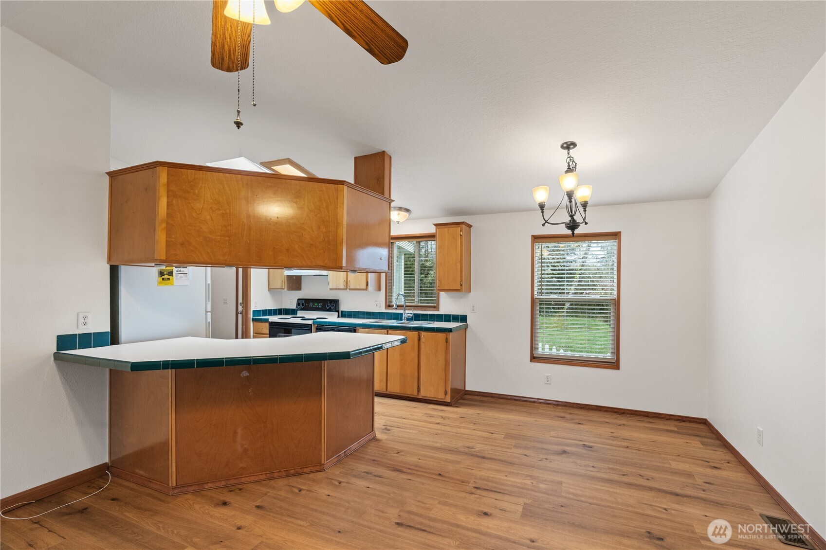 168 Us 101 16 Property Photo 6