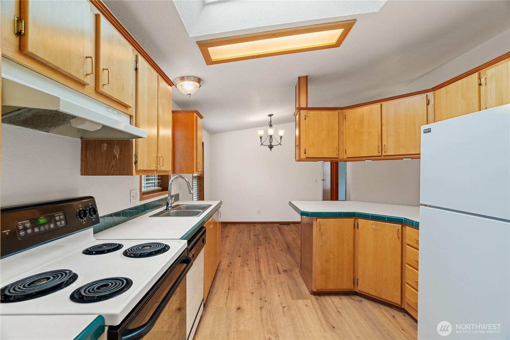 168 Us 101 16 Property Photo 8