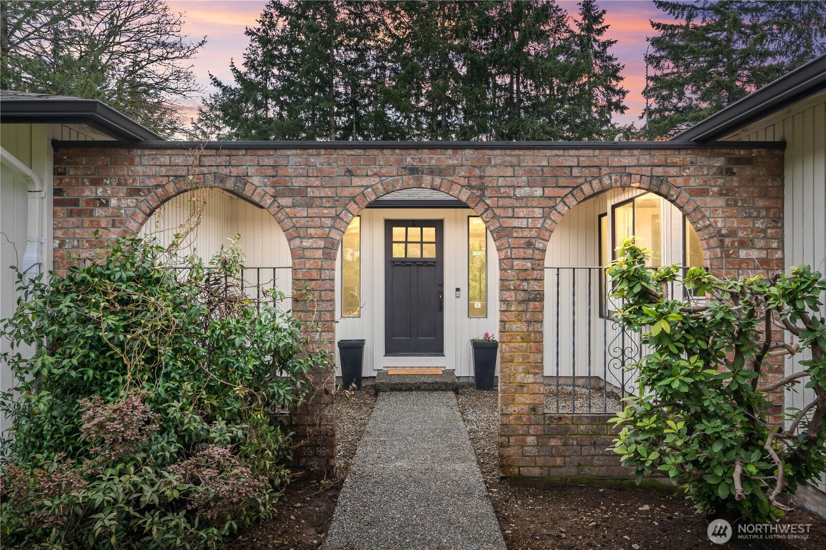 Edgemont Jnr High Real Estate Listings Main Image