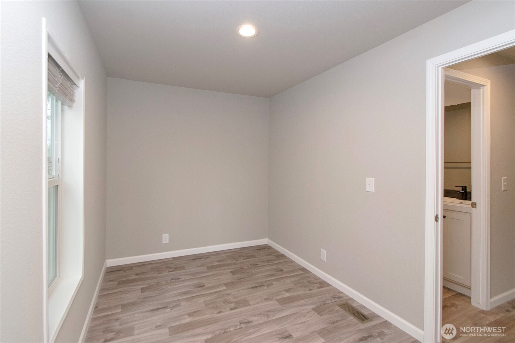 15 Green Belt Drive Property Photo 15