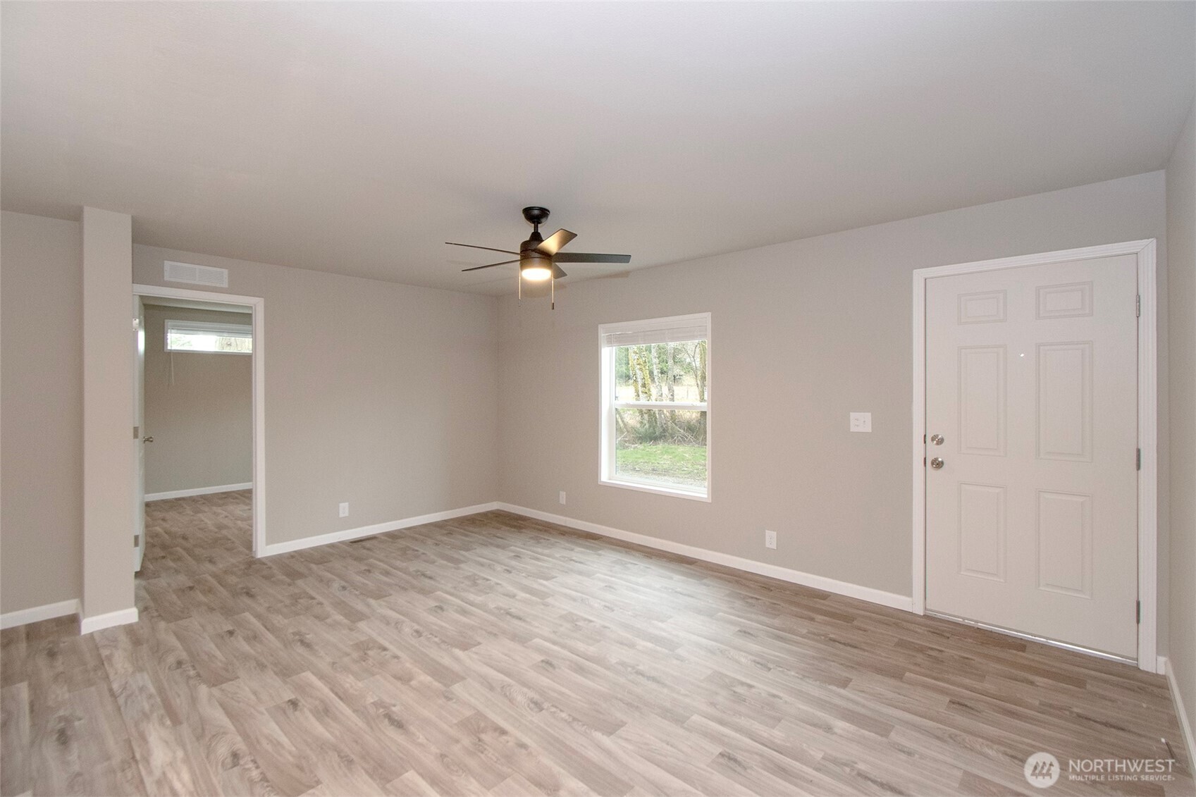 15 Green Belt Drive Property Photo 17