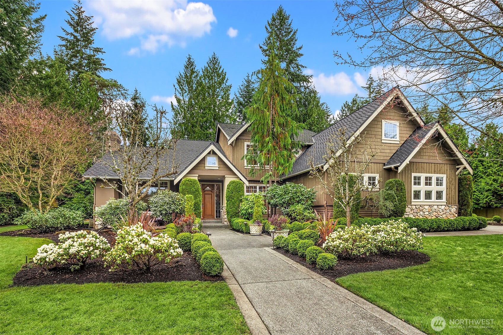 Sammamish Snr High Real Estate Listings Main Image