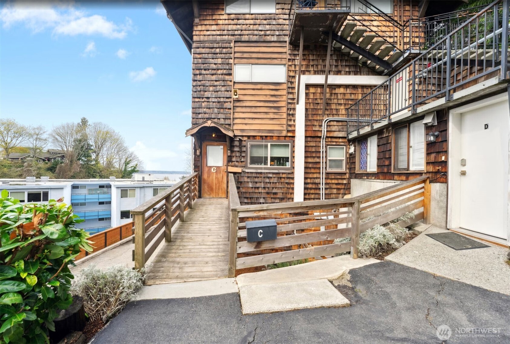 7013 Seaview Terrace Property Photo 32