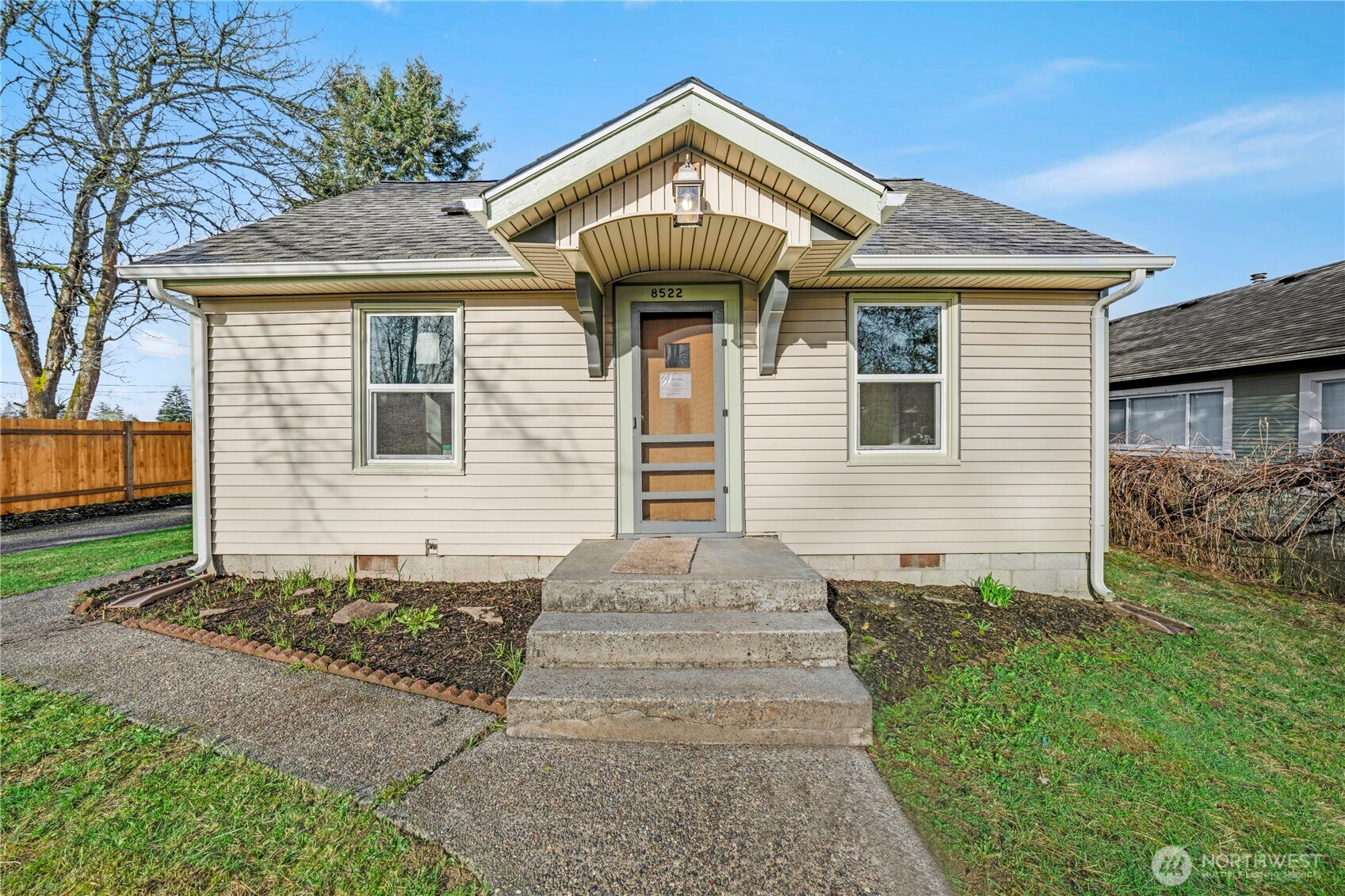 8522 9th Ave Court Property Photo