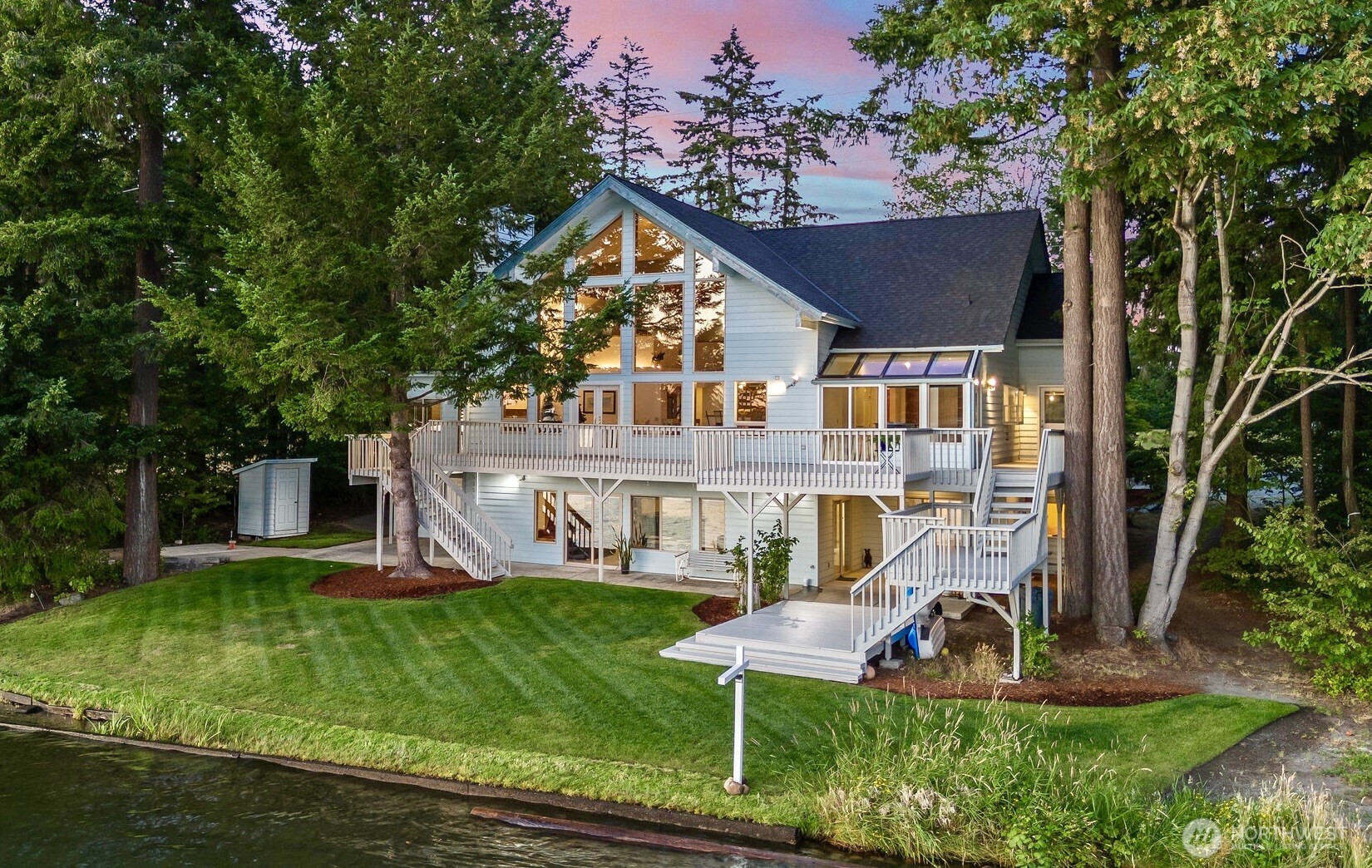 Lake Tapps Real Estate Listings Main Image