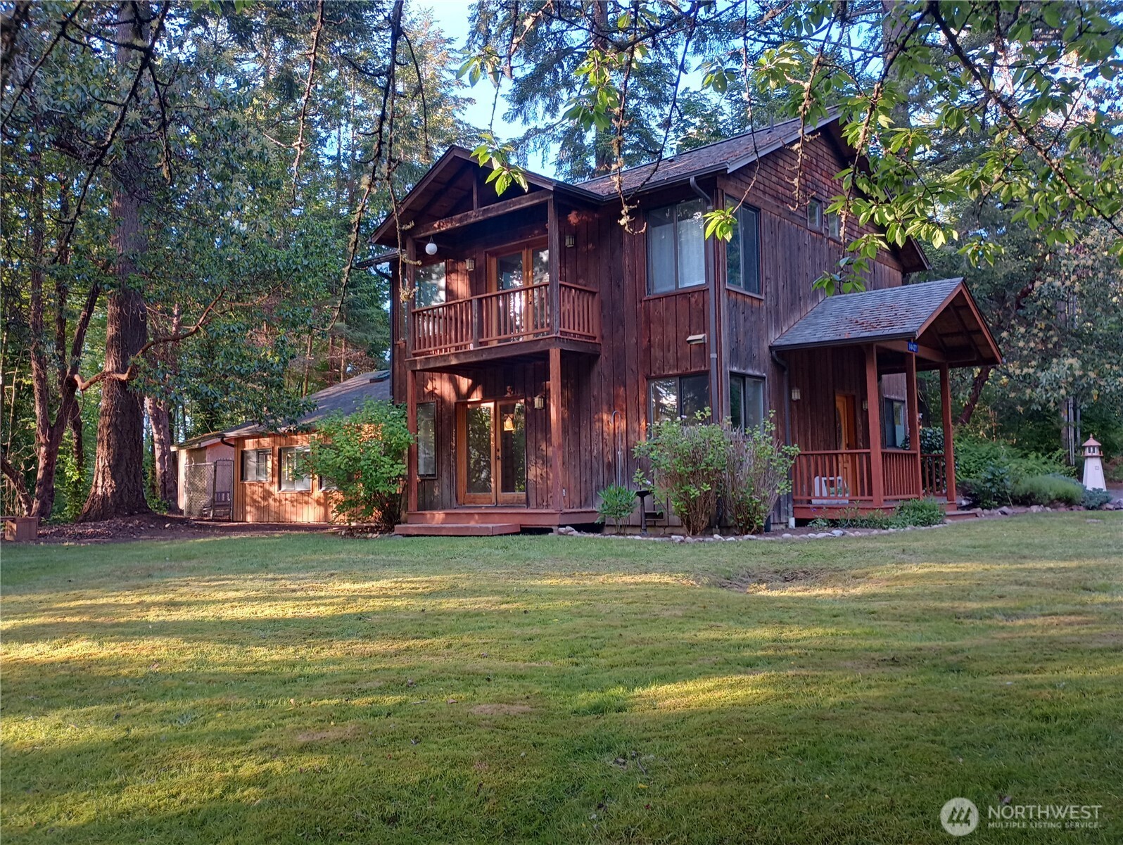 14427 Silven Avenue Property Photo