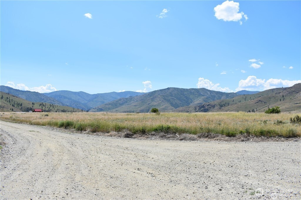 4 Brook Trout Lane Property Photo 3