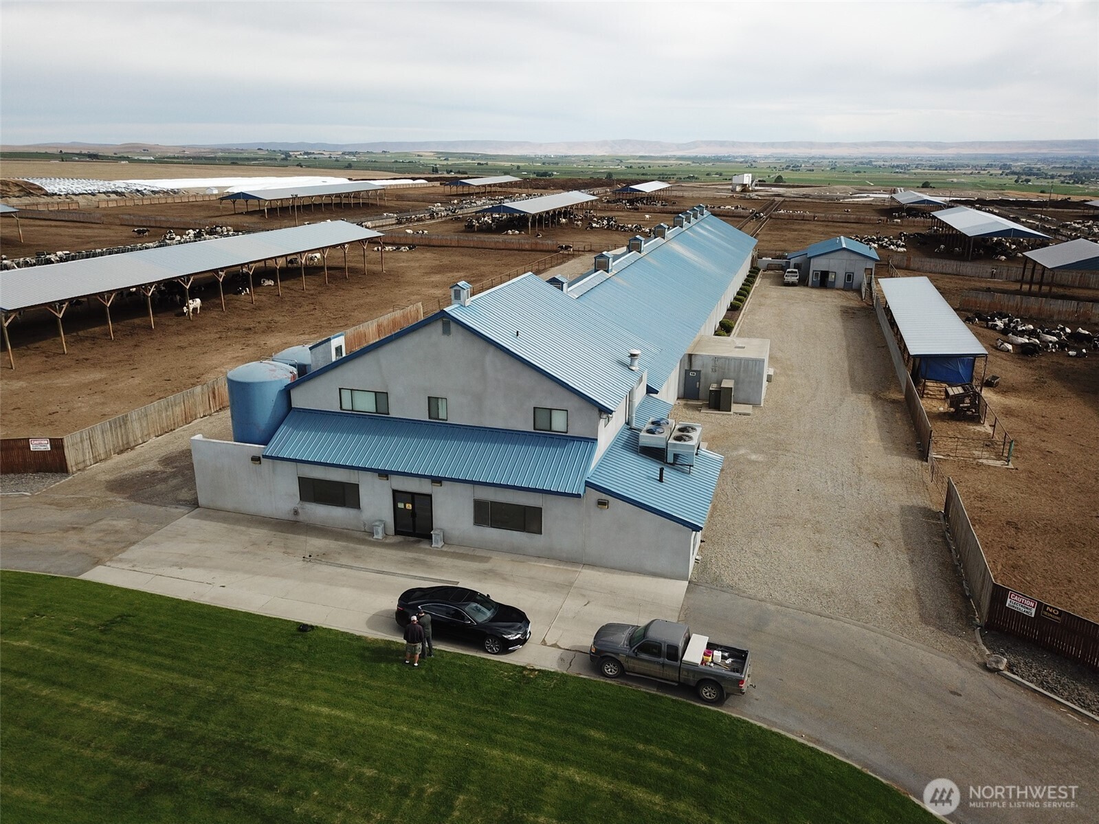 1400 Lewandowski Road Property Photo 4