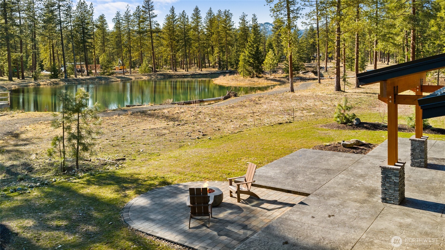 581 Wanawish Loop Property Photo 40