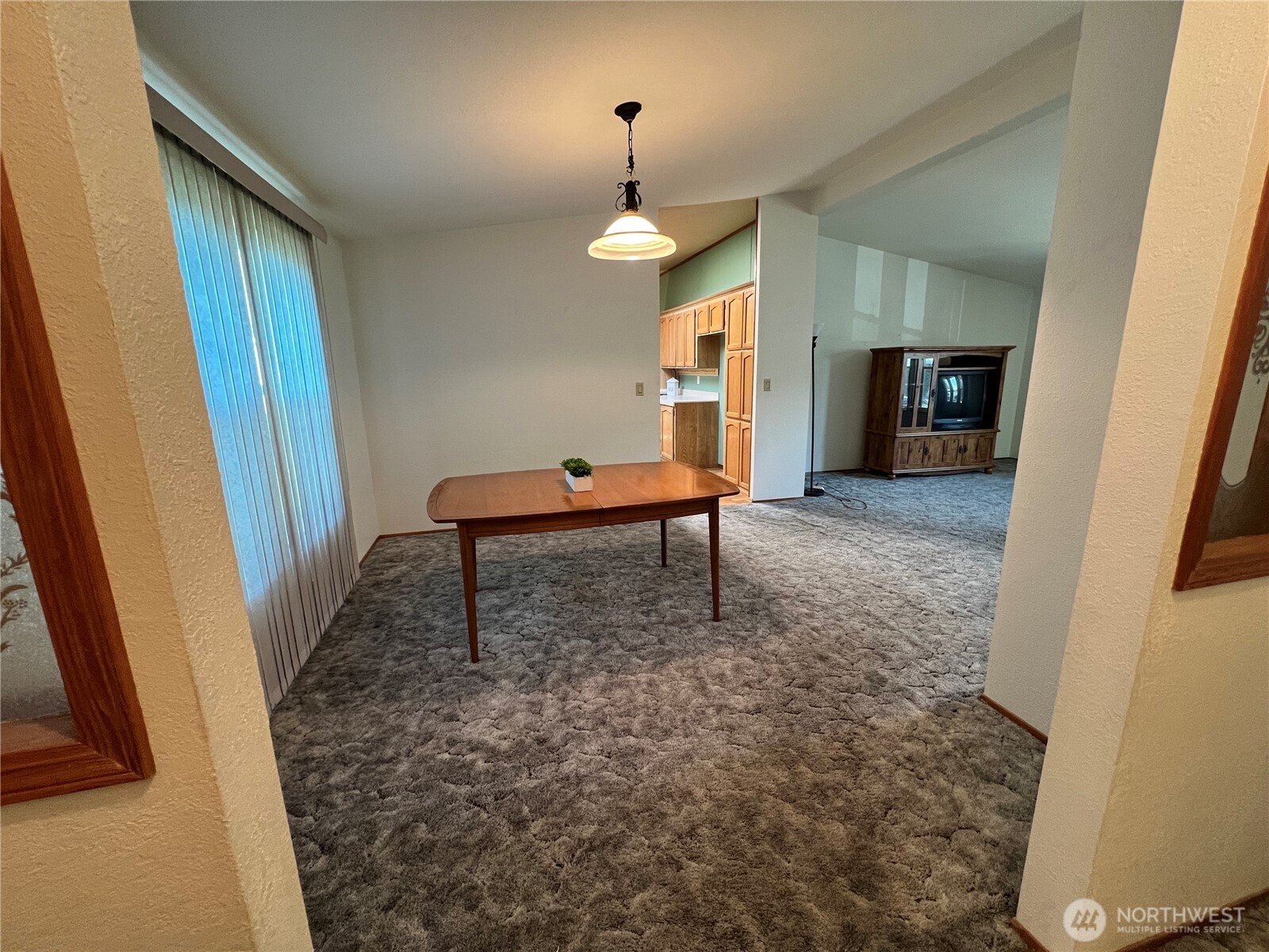 156 Ne Zodiac Lane Property Photo 7