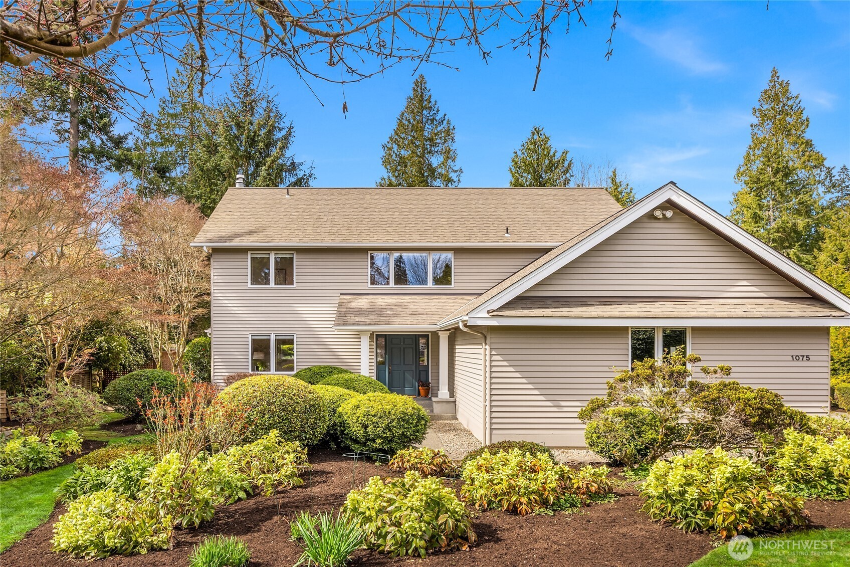Bainbridge Isl Real Estate Listings Main Image