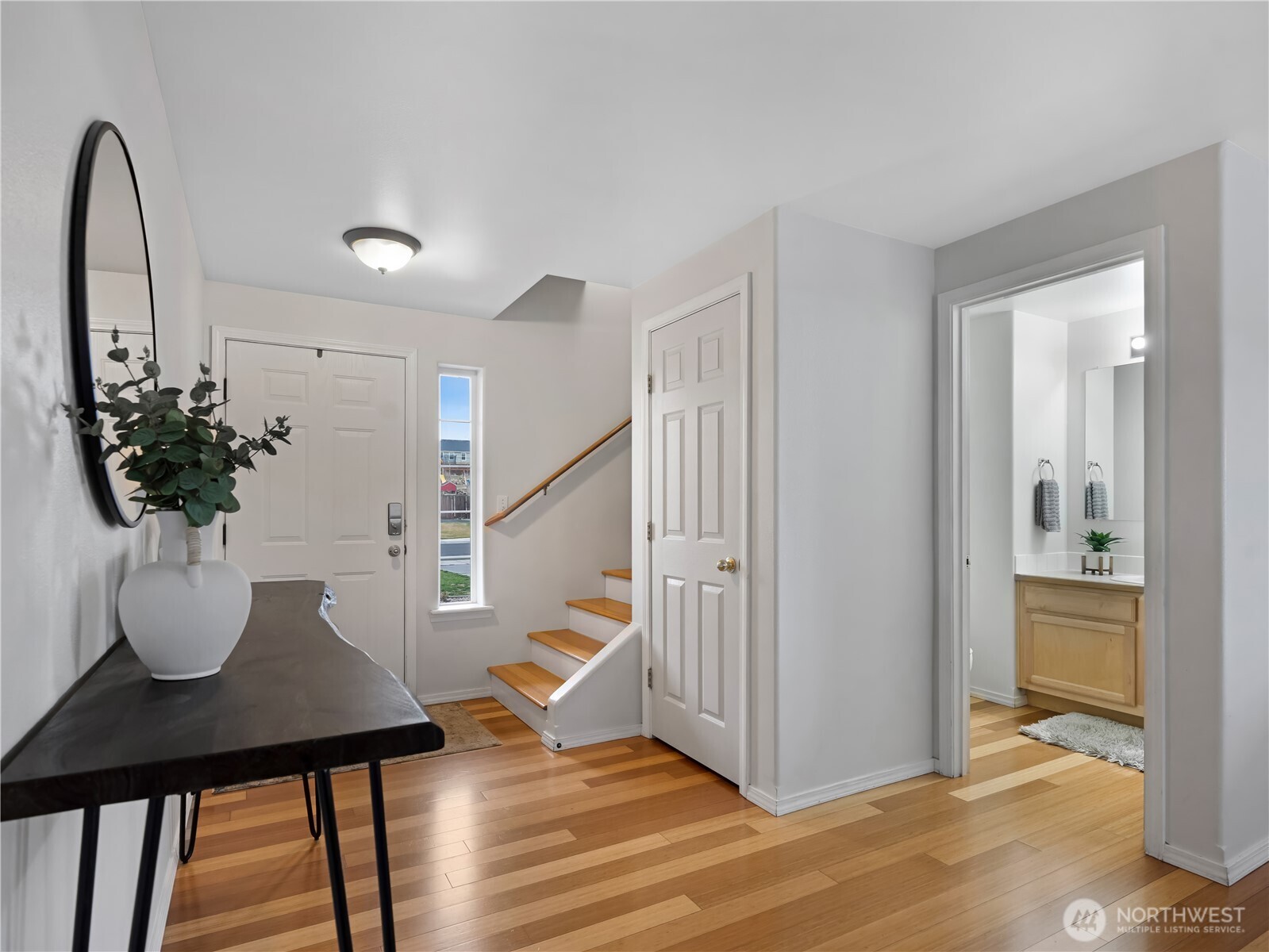 529 N Pennsylvania Street Property Photo 7