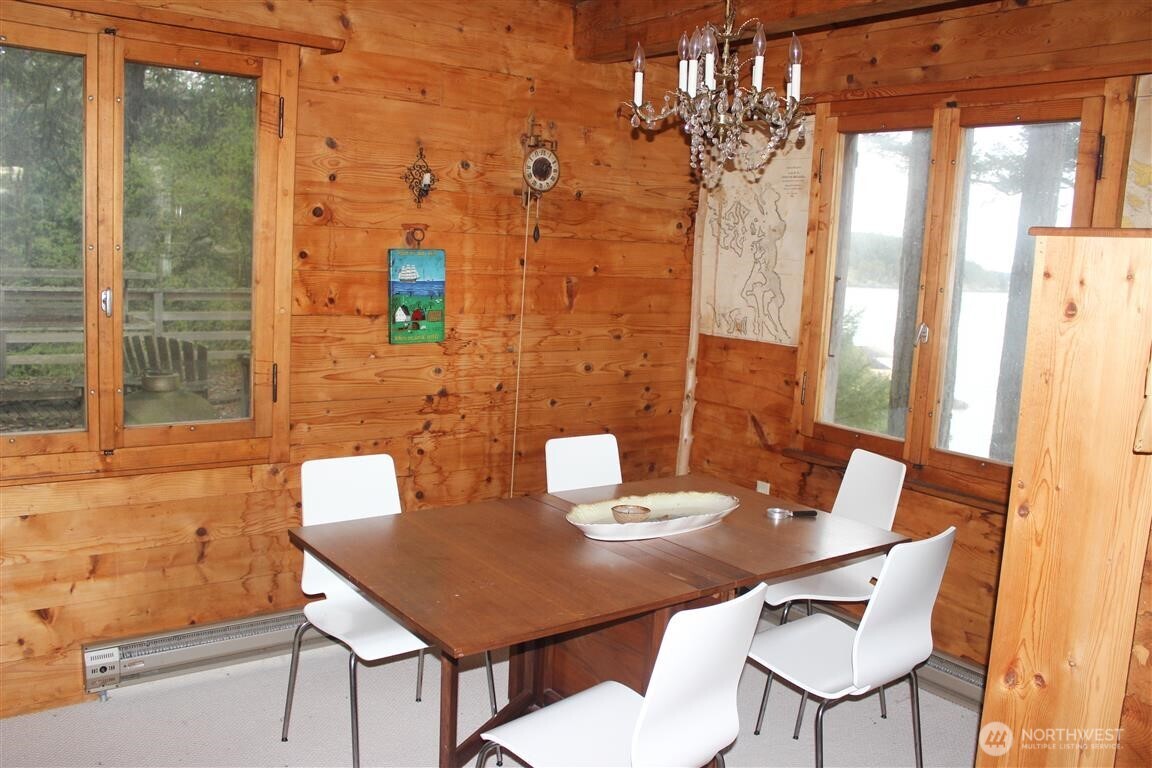 23 Brown Island Property Photo 9