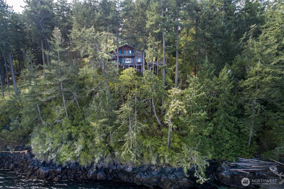 23 Brown Island Property Photo 29