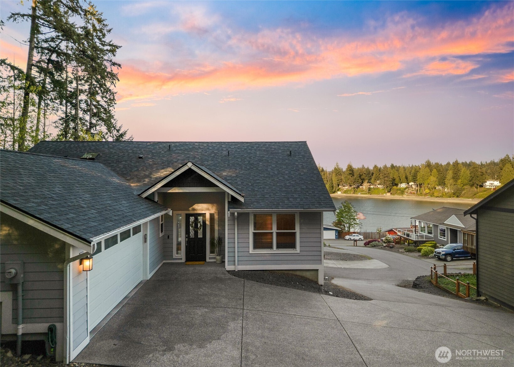 1717 Shorewood Drive Property Photo