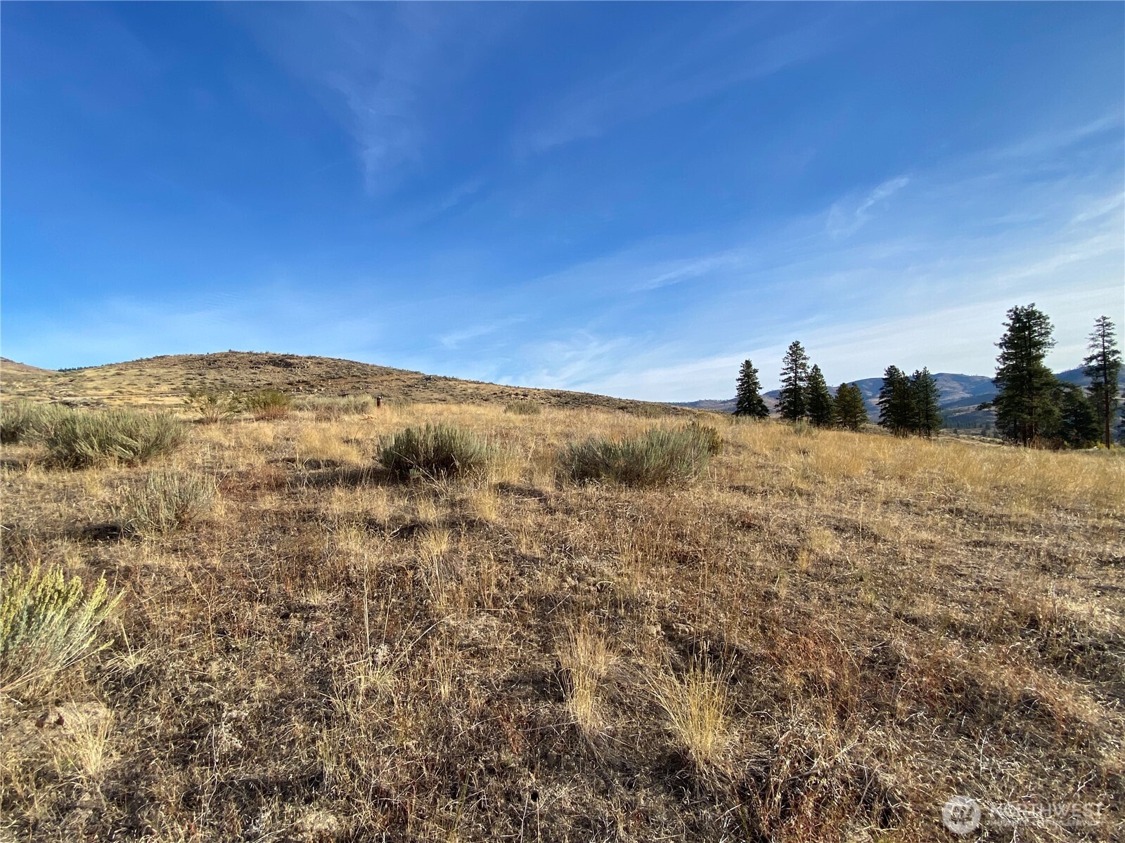 2 Riverbend Overlook Property Photo 10