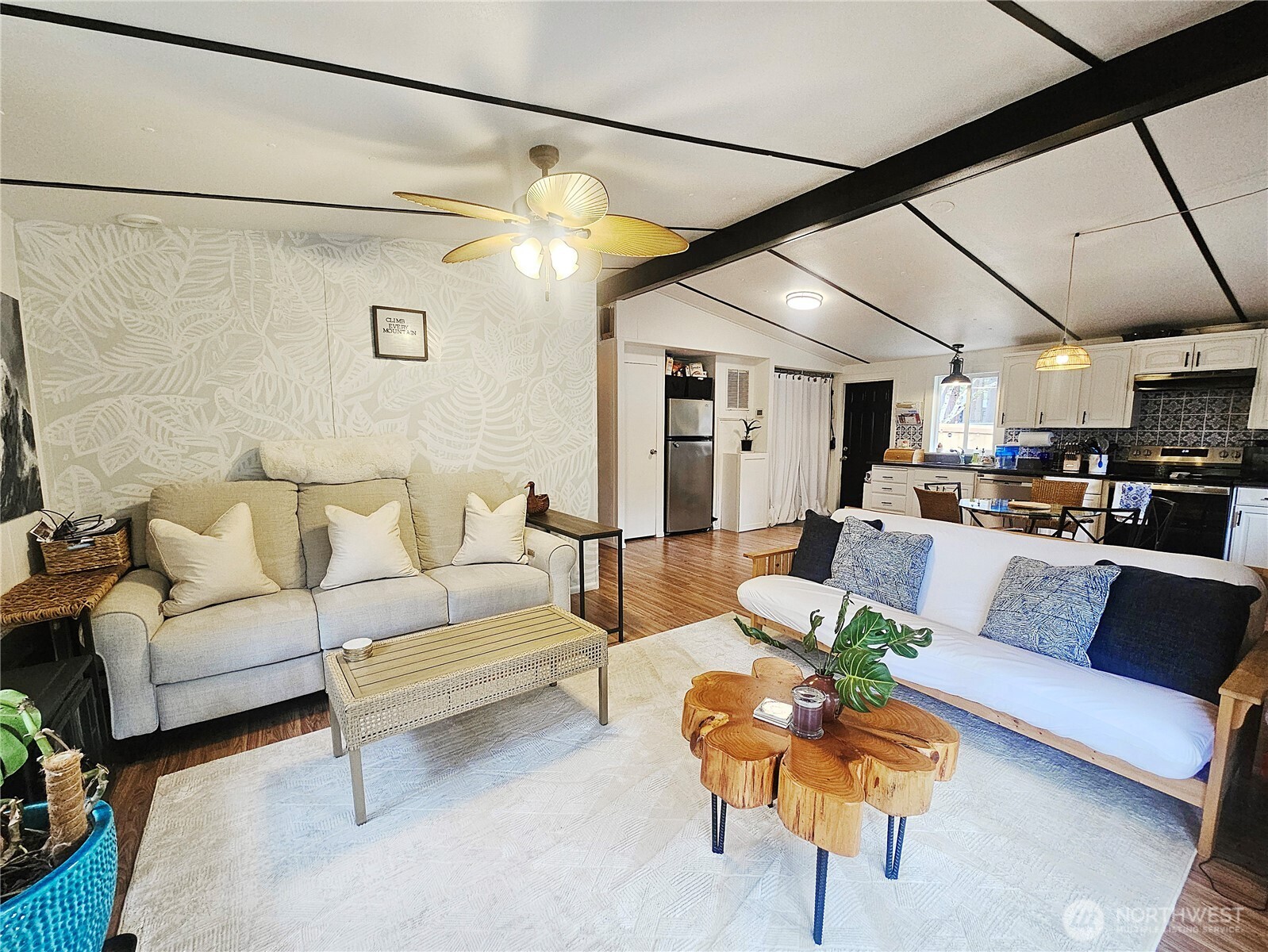 375 Union Avenue 62 Property Photo 3