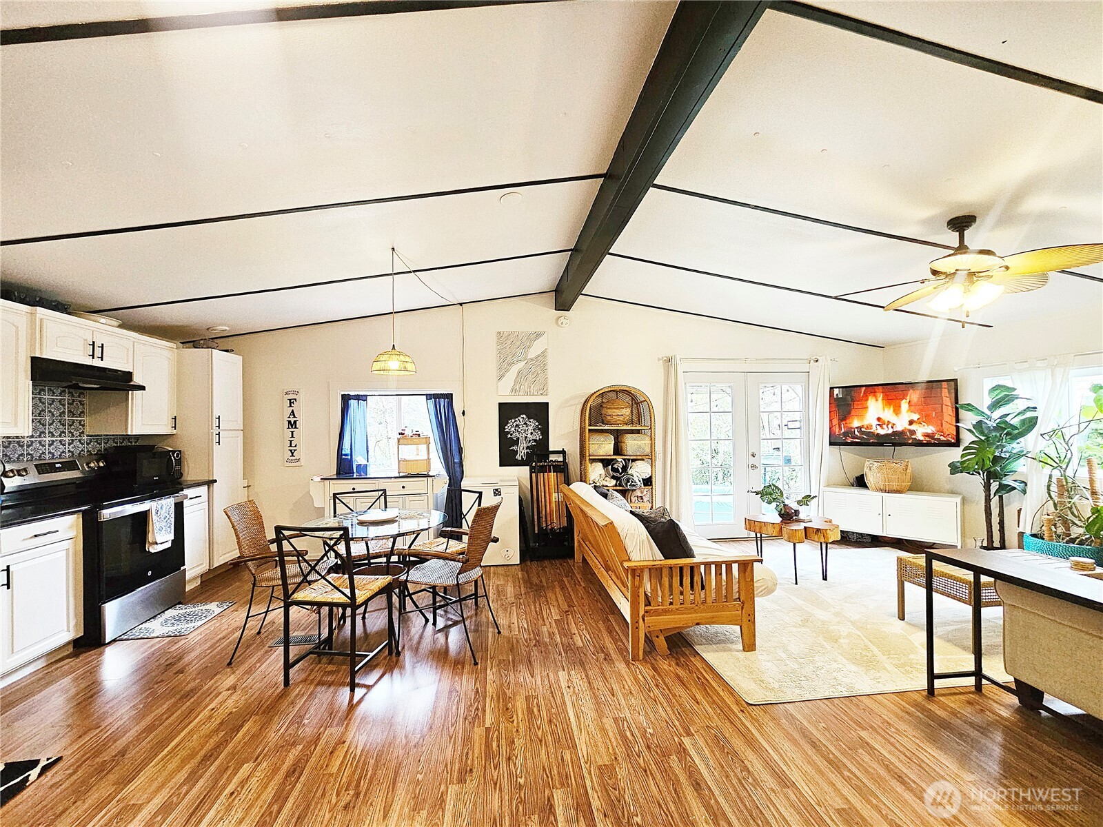 375 Union Avenue 62 Property Photo 7