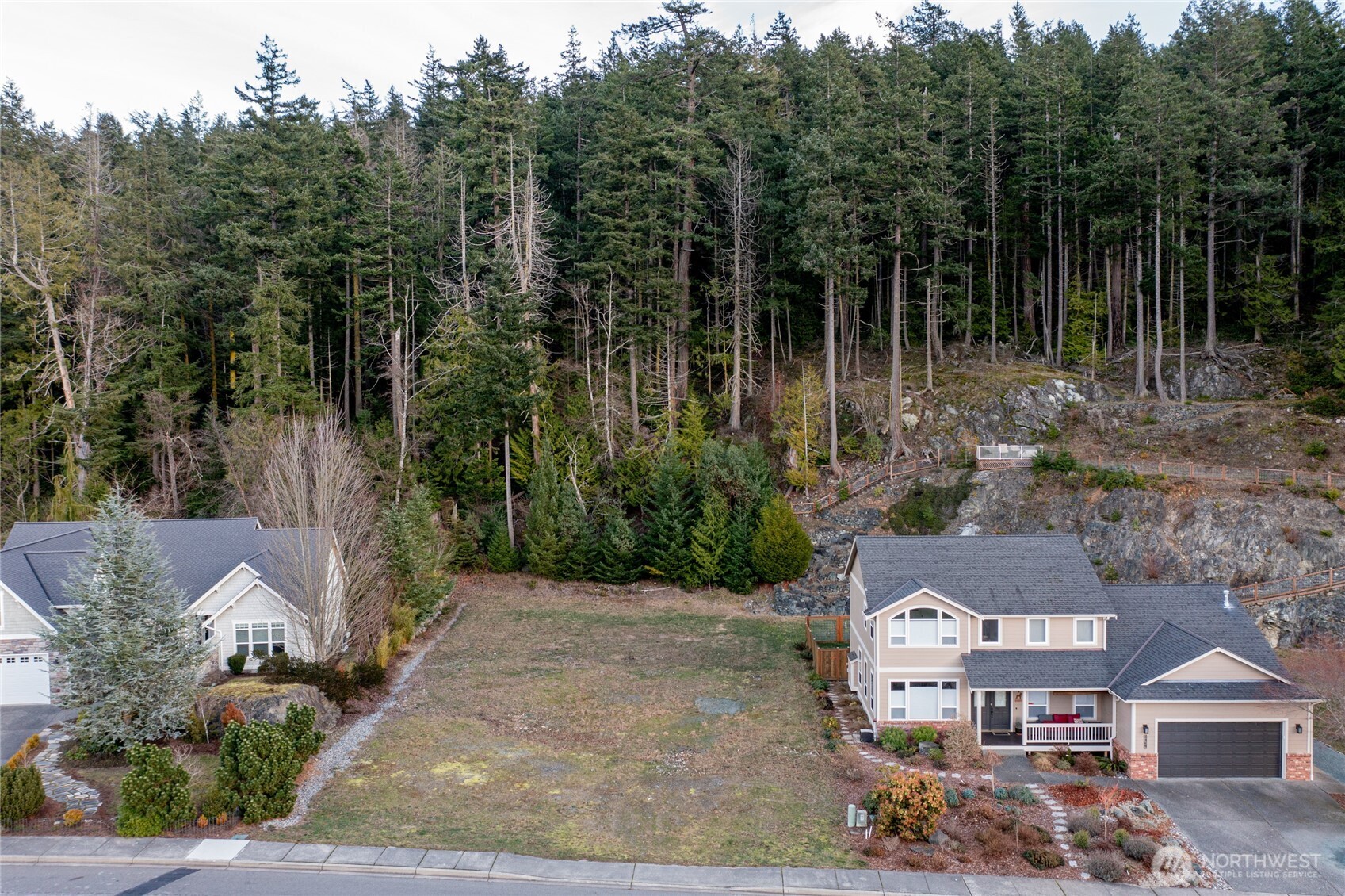 4217 Marine Heights Way Property Photo 6