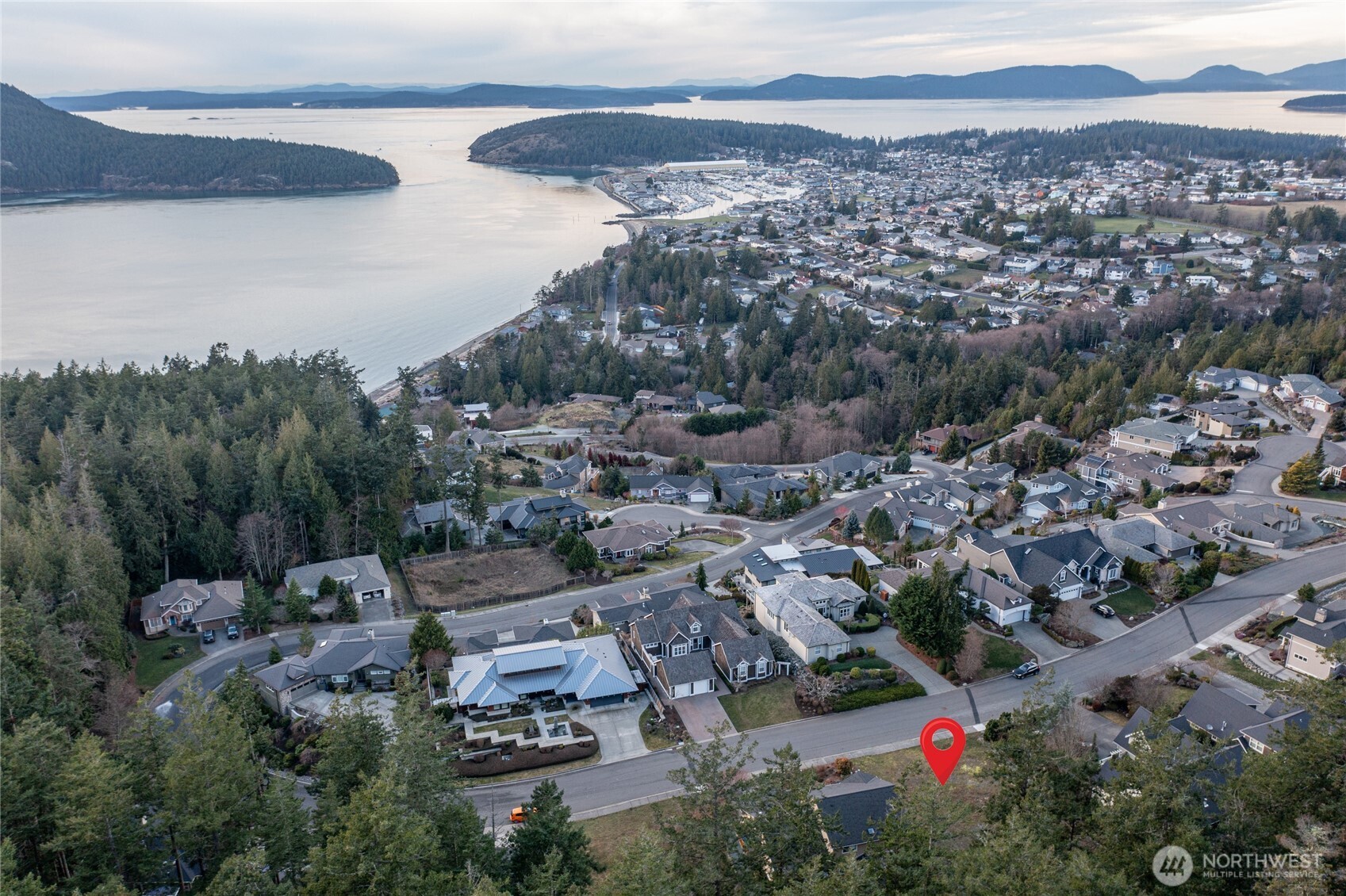 4217 Marine Heights Way Property Photo 10