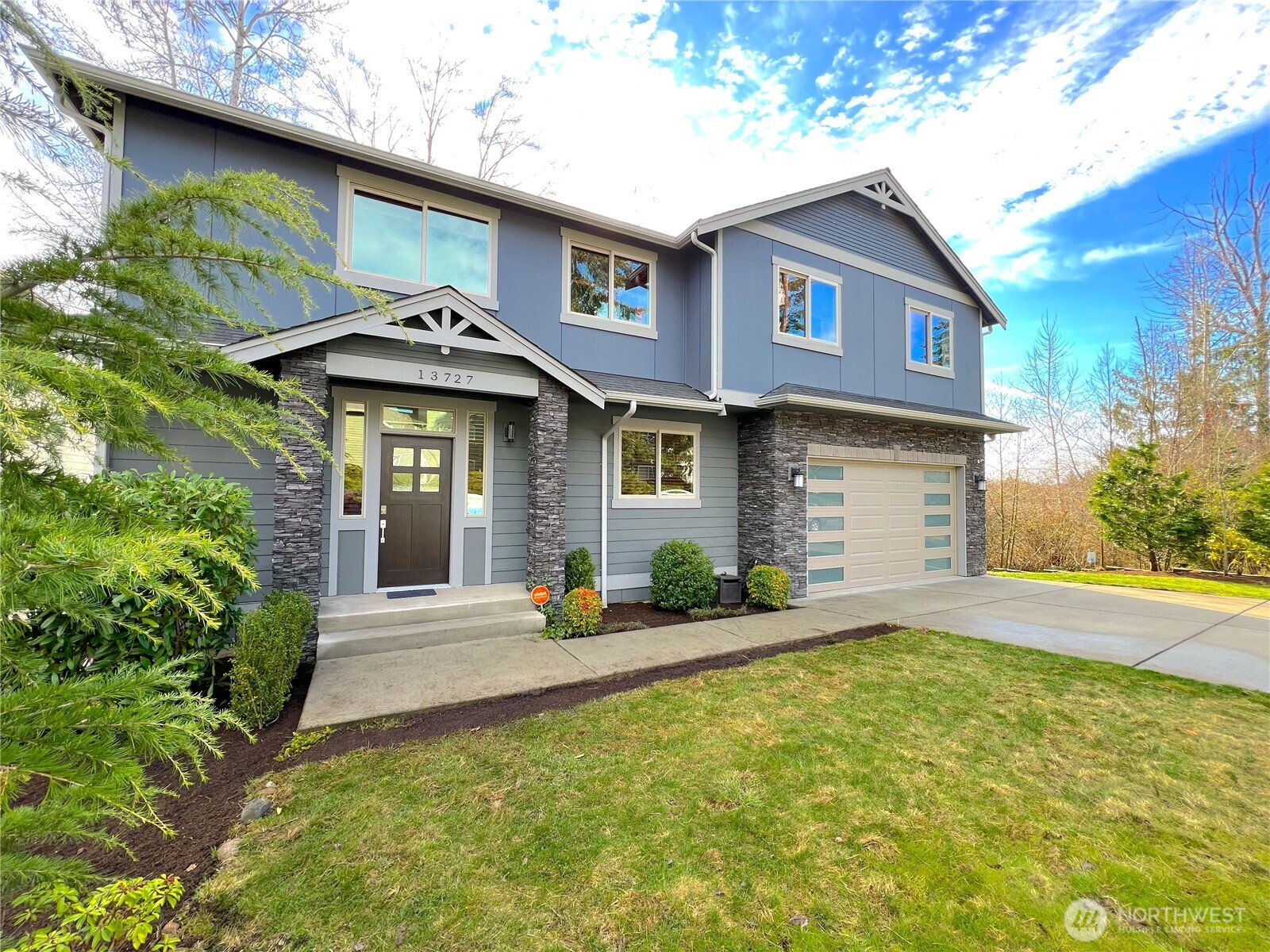 Mariner High Real Estate Listings Main Image
