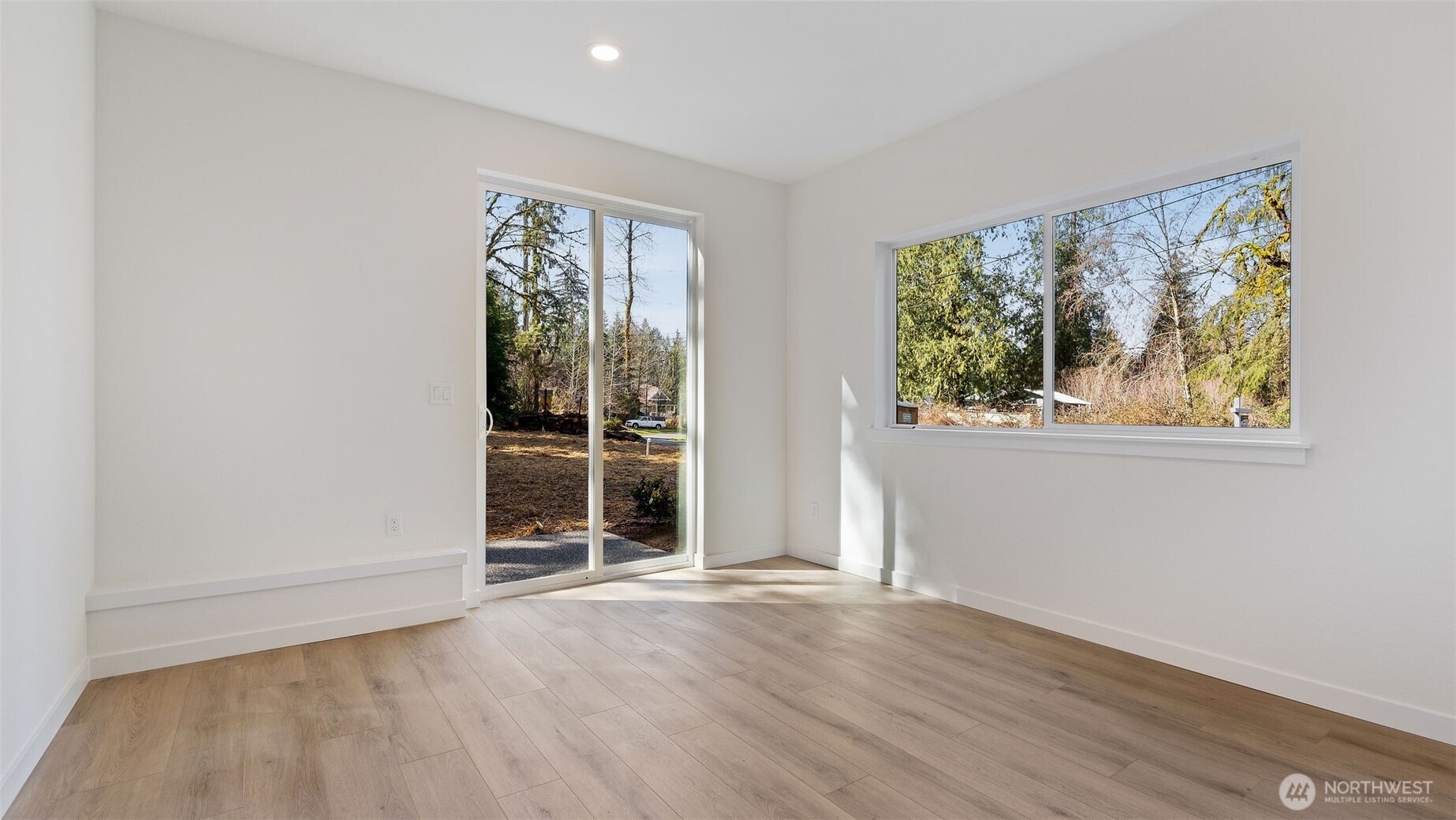 13725 Forest Way Property Photo 30