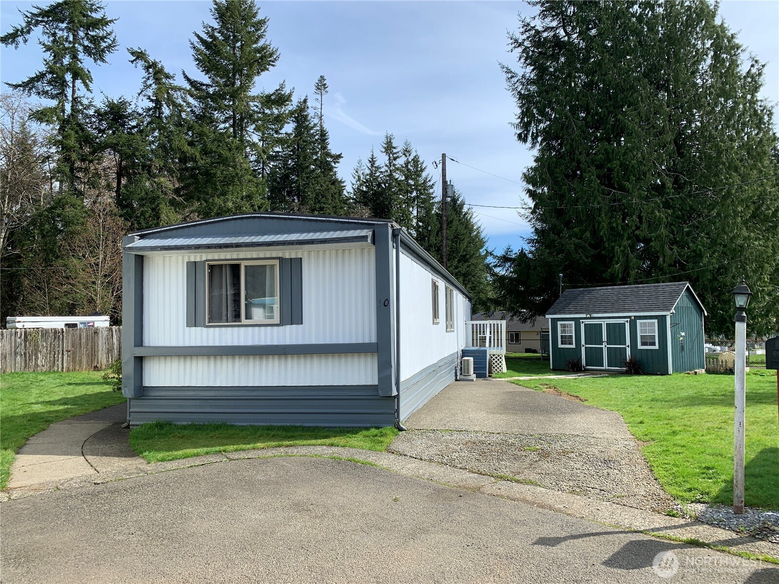 302 Pioneer Road Property Photo 1
