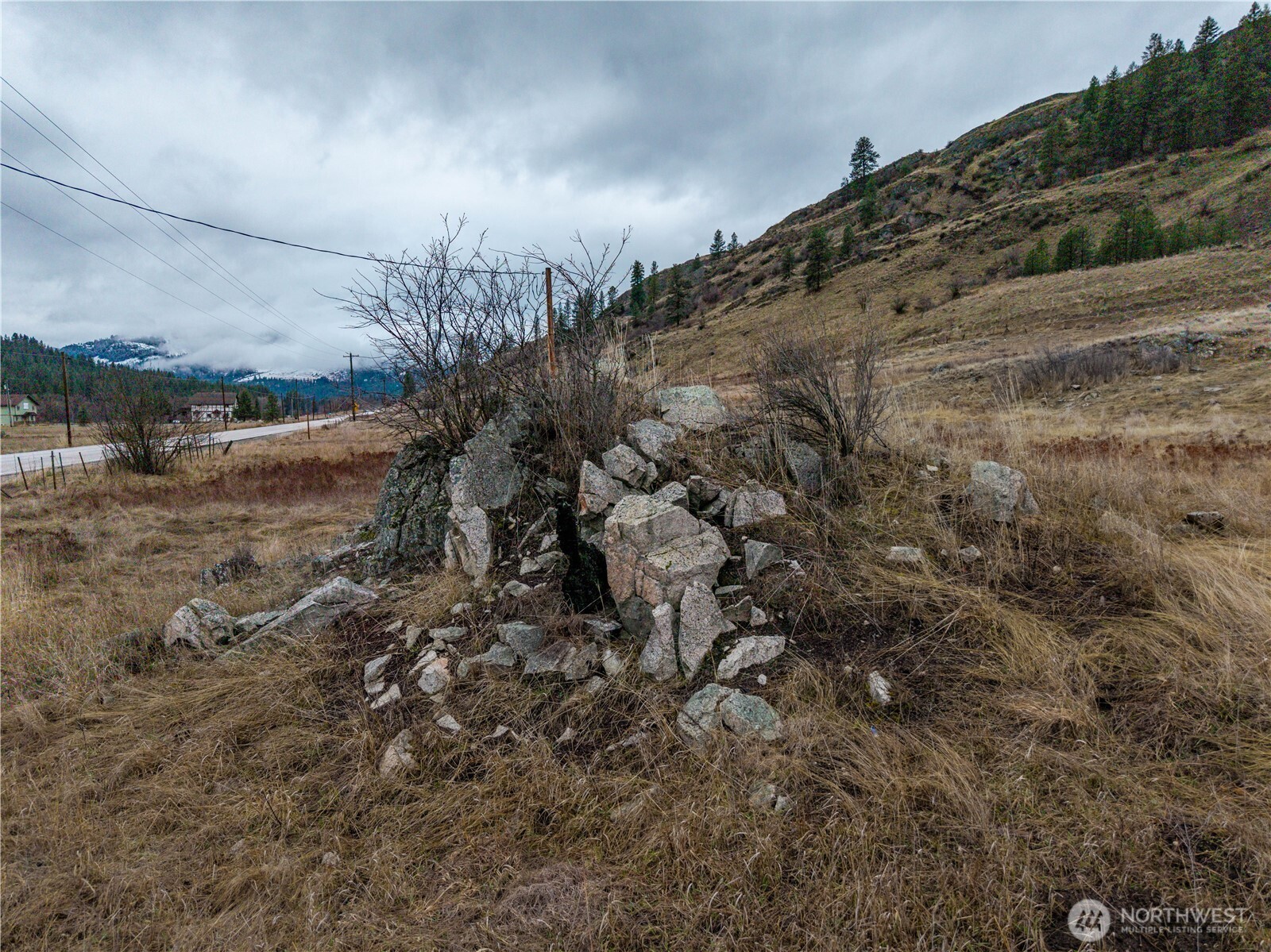 18277 Hwy 21 Property Photo 2