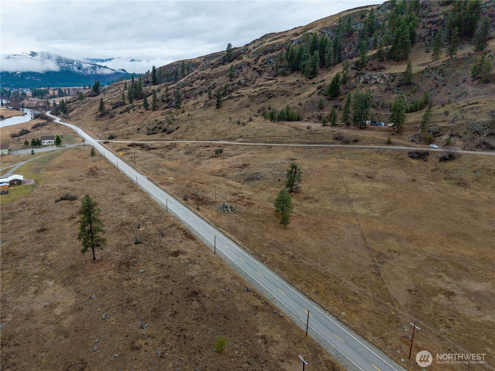 18277 Hwy 21 Property Photo 7