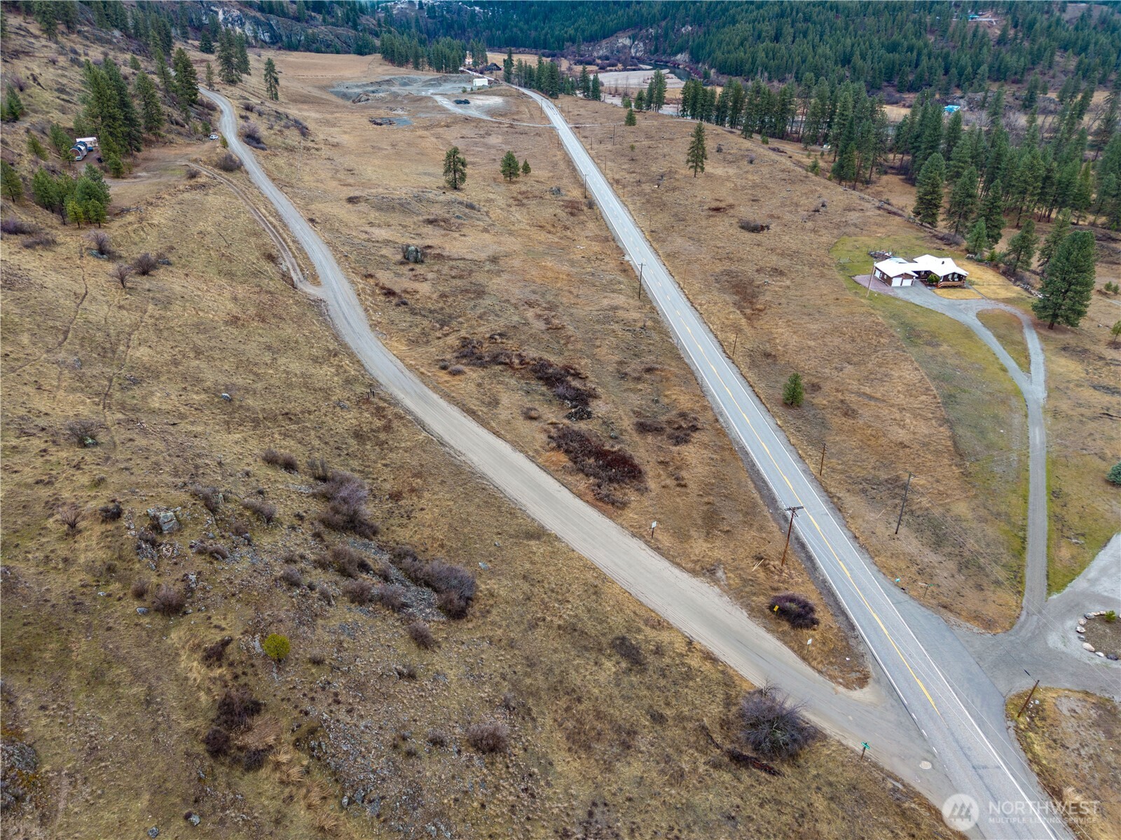 18277 Hwy 21 Property Photo 17