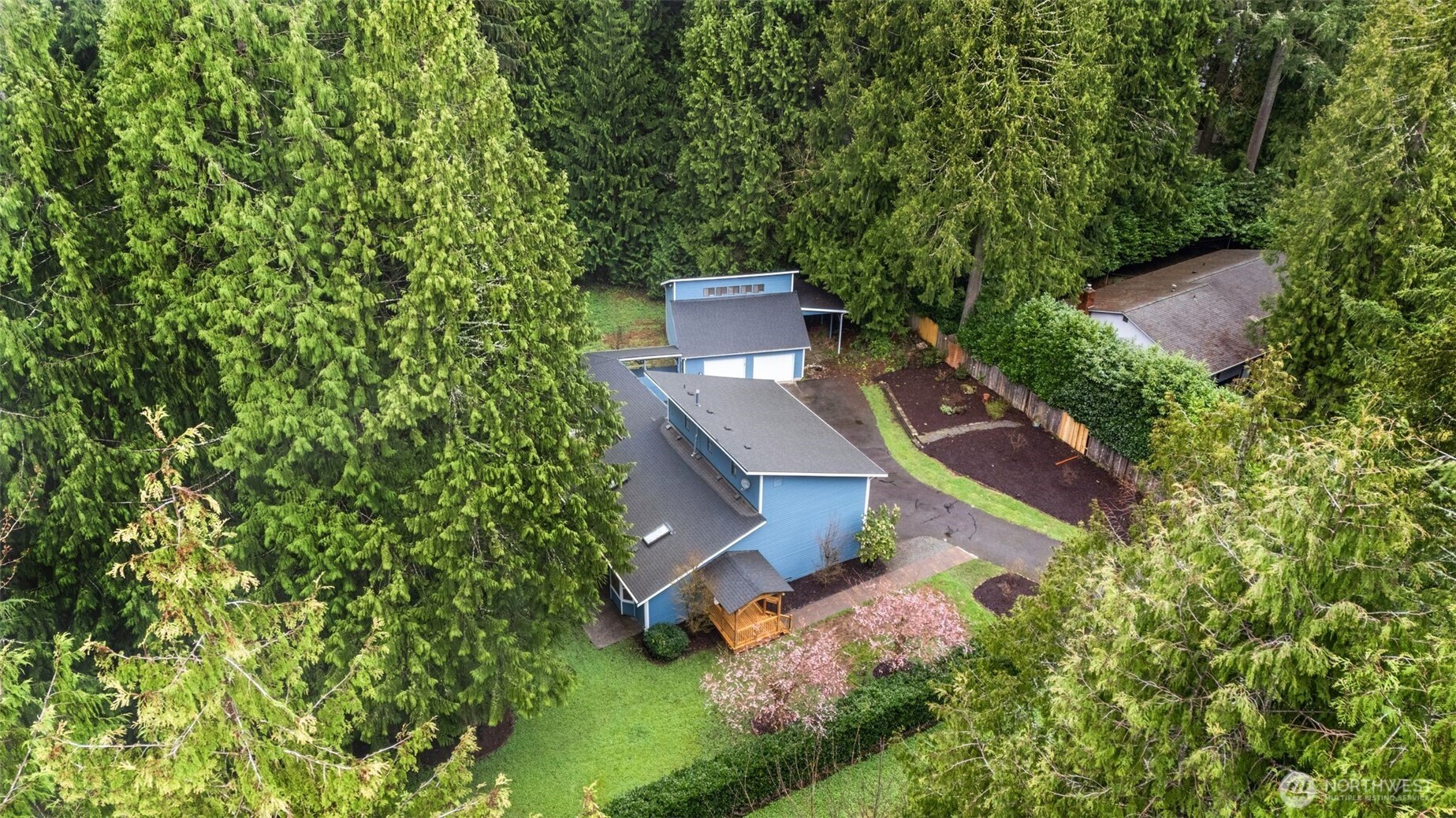Redmond High Real Estate Listings Main Image