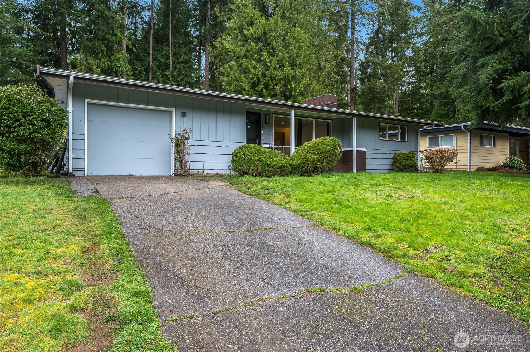 18327 Dayton Place Property Photo