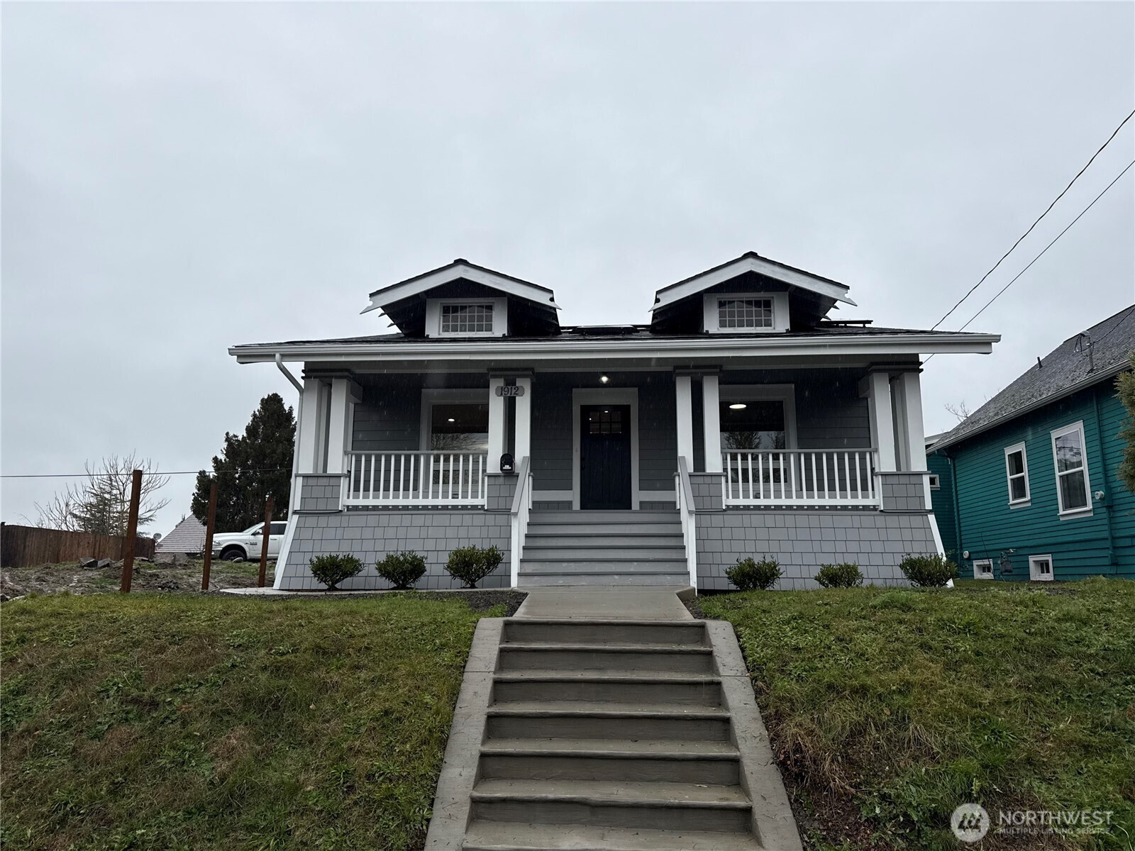 1912 4th Street Property Photo 1