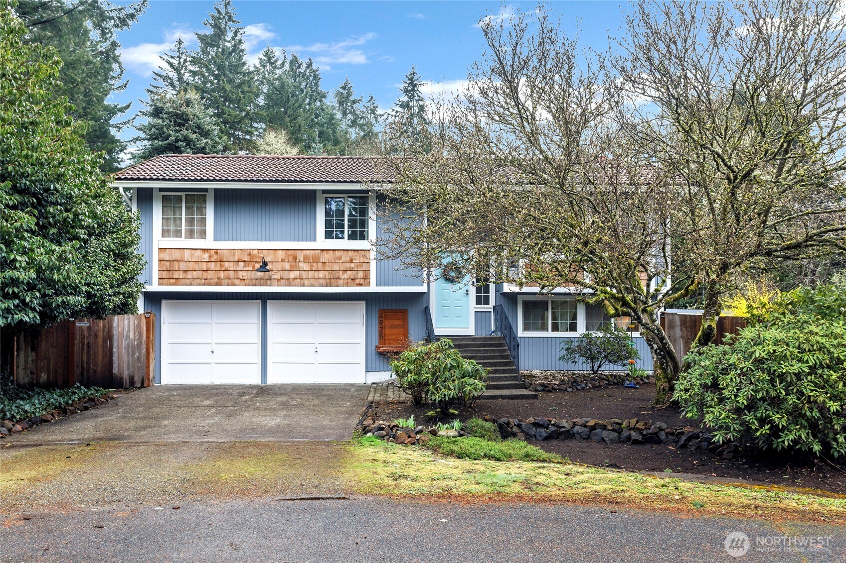 4925 Tri Lake Loop Property Photo