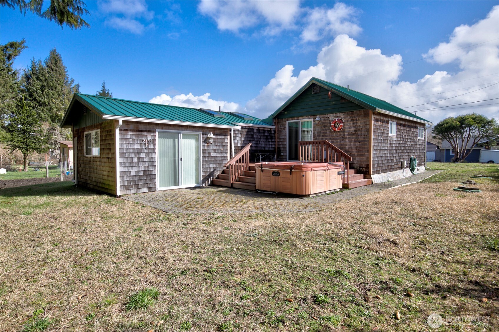 39 Oyehut Road Property Photo