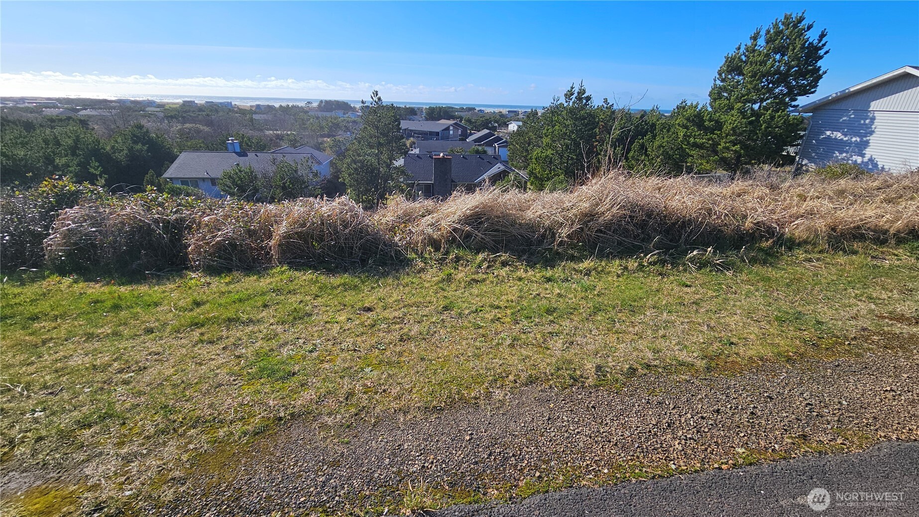 35207 J Place Property Photo