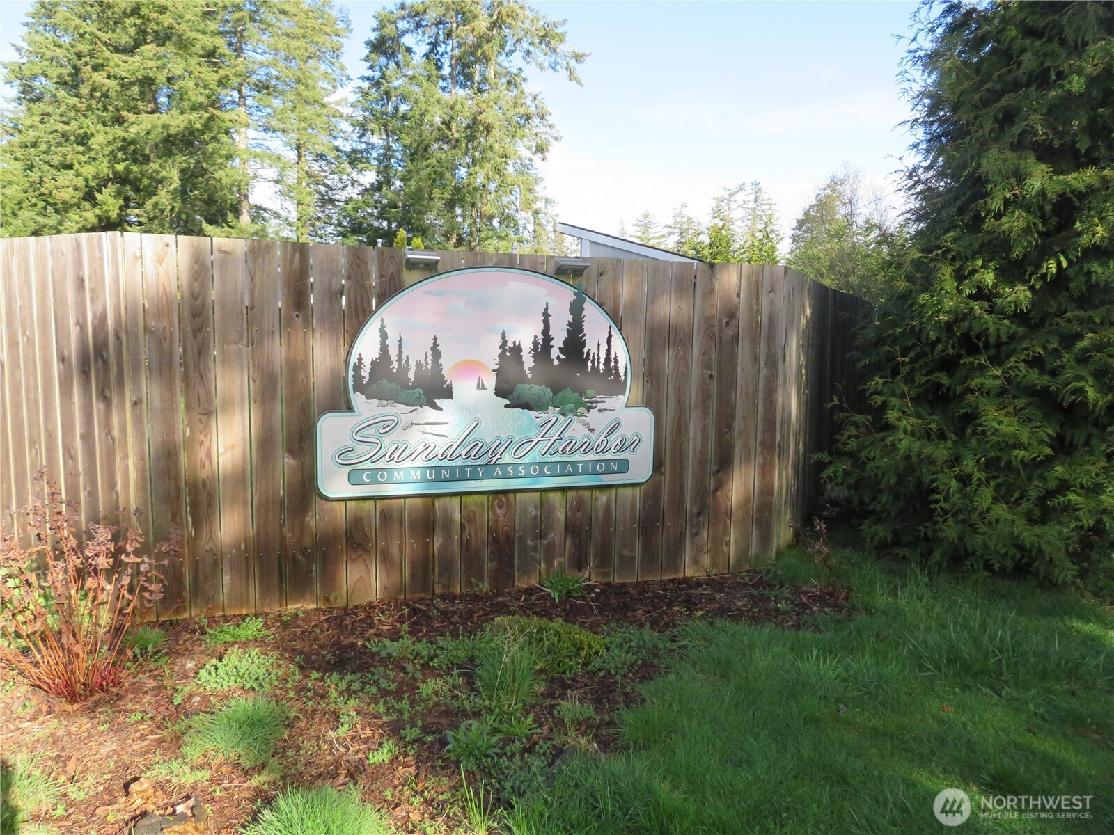 4641 California Trail Property Photo 3