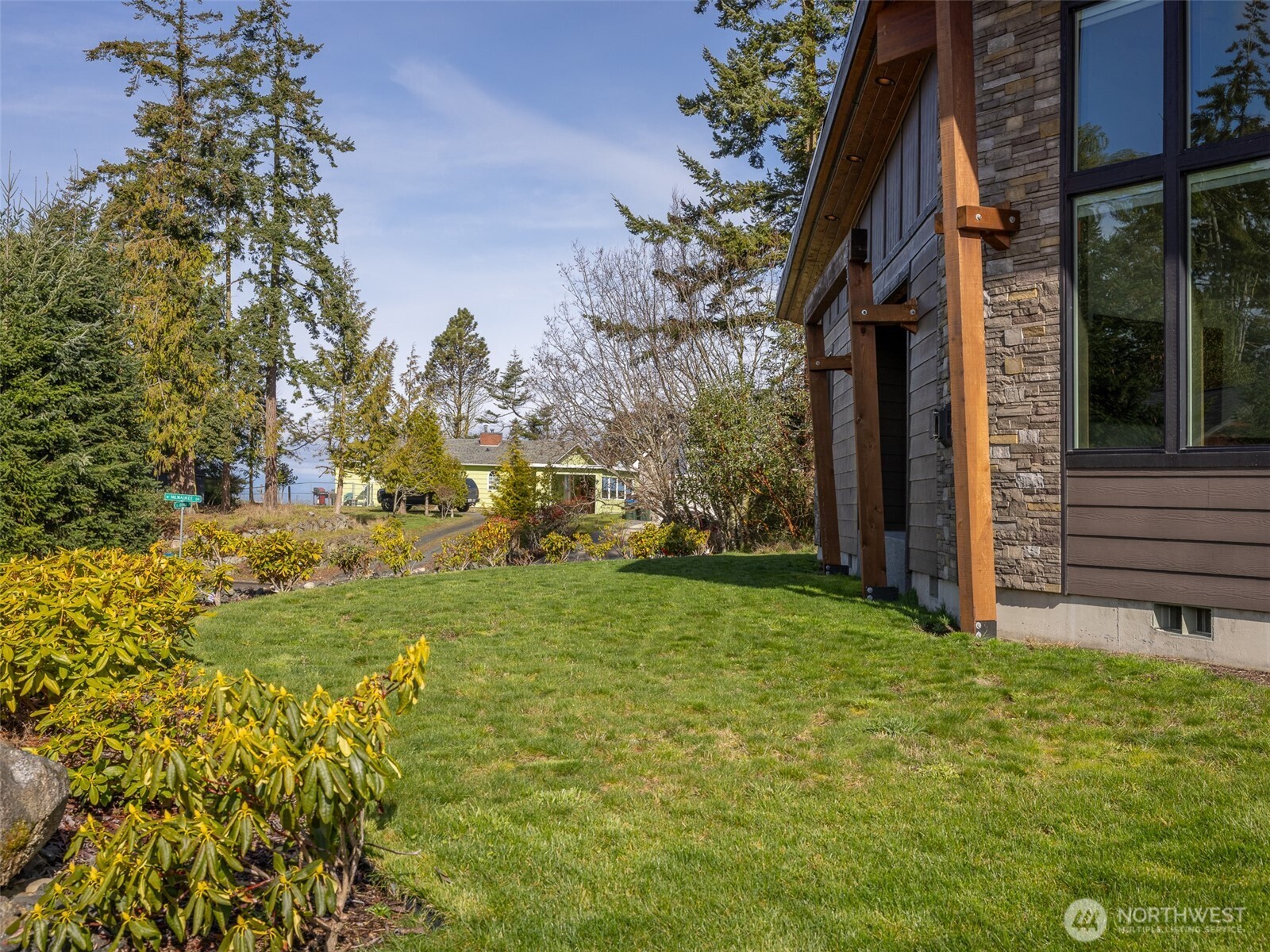 2329 Jeri Lynn Street Property Photo 5