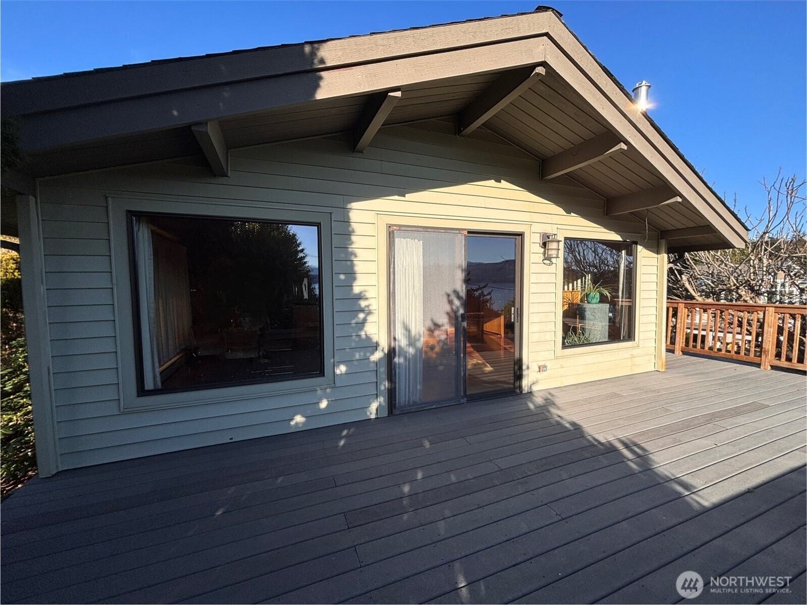 141 Sunset Boulevard Property Photo 4
