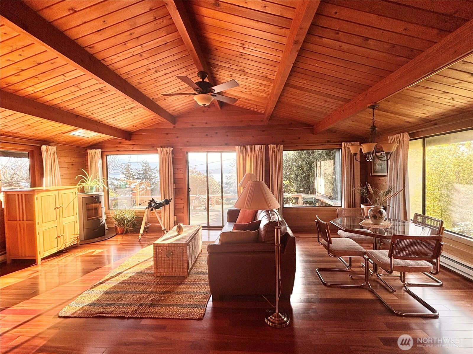 141 Sunset Boulevard Property Photo 8