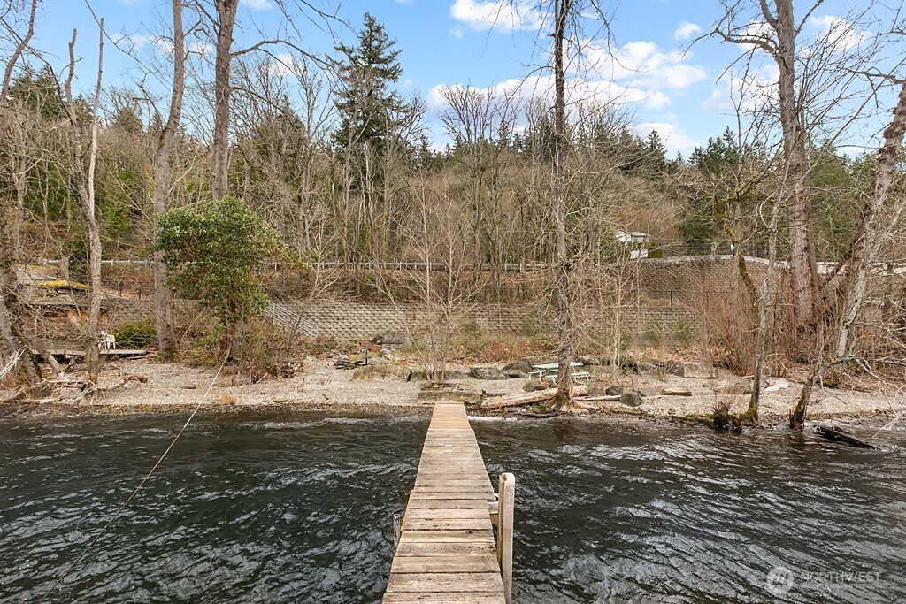 22 Xx E Lake Sammamish Parkway Property Photo