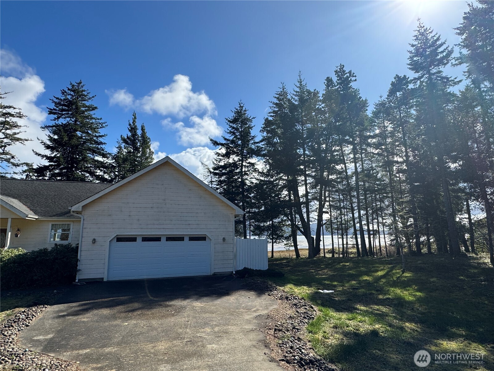 17180 Sandridge Road Property Photo 1