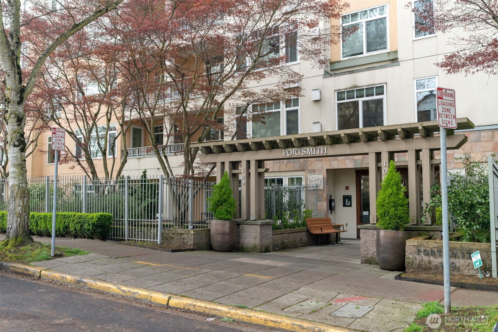Lake Washington Real Estate Listings Main Image