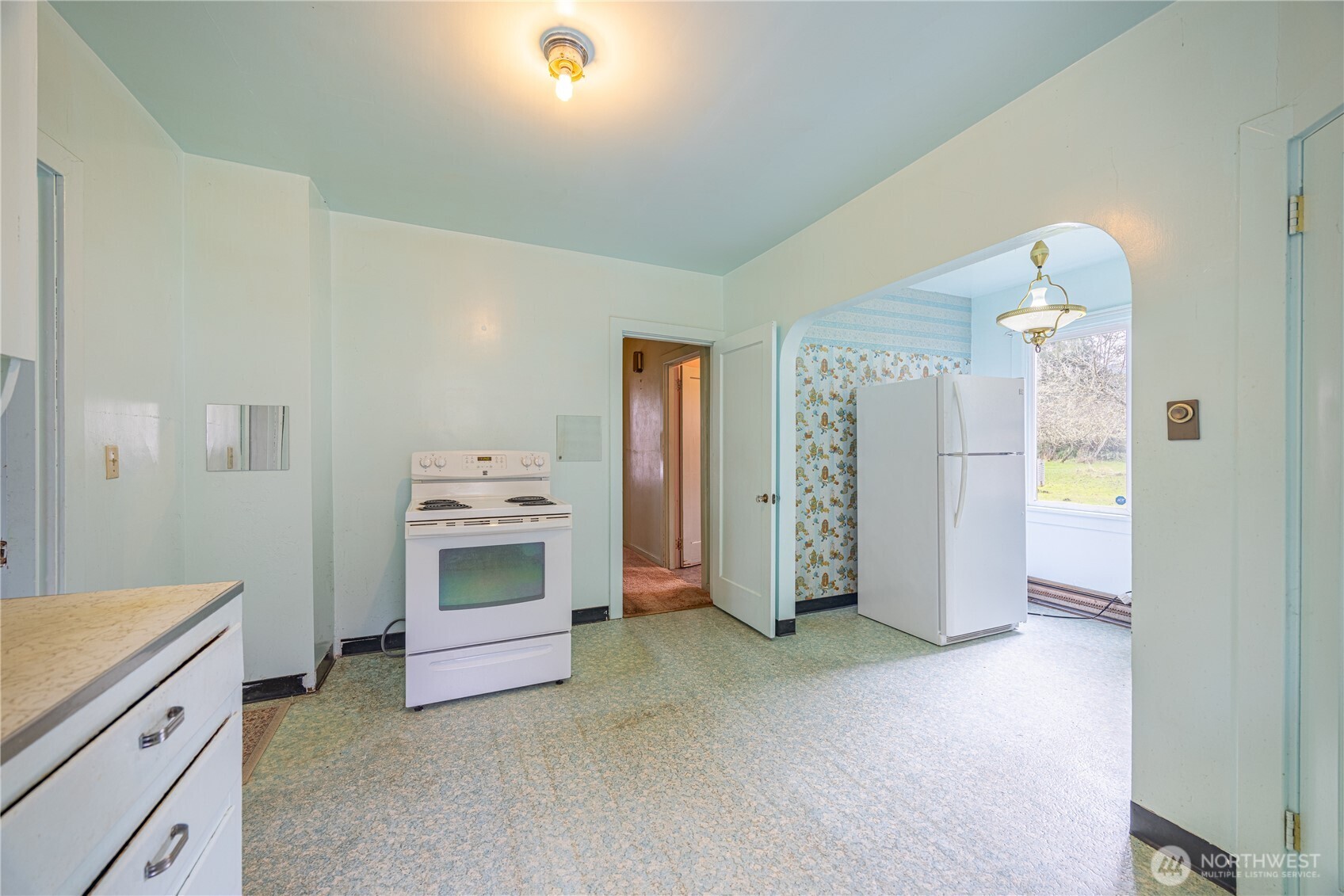 313 Doyle Road Property Photo 6