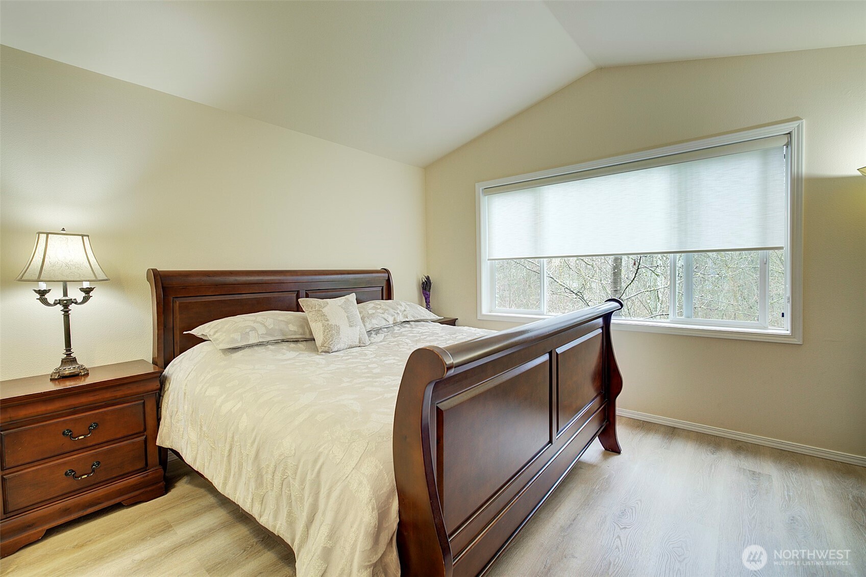 579 Elma Avenue Property Photo 11